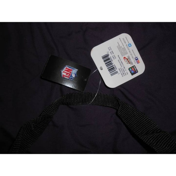 SOLD OUT!  NWT  PITTSBURGH STEELERS duffle bag - Picture 4 of 6